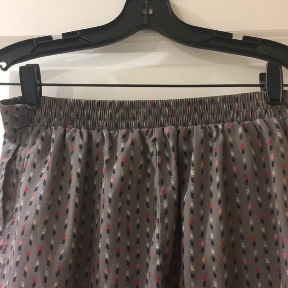 BCBG GENERATION CASUAL ELASTIC WAIST DRESS PANTS - Picture 6 of 7